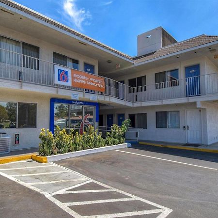 Motel 6-Jurupa Valley, Ca - Riverside West Exteriör bild