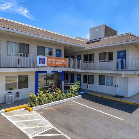 Motel 6-Jurupa Valley, Ca - Riverside West Exteriör bild